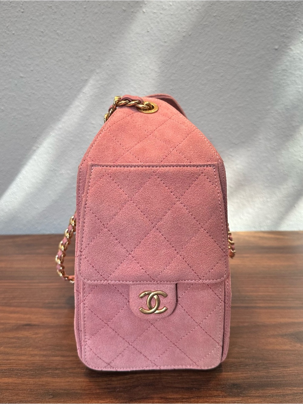 RARE CC 25 Baby Pink Small Suede Quilted Drawstring Chain Shoulder Bag - Picture 4 of 16